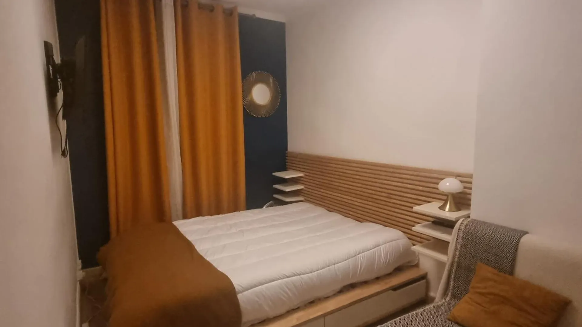 Chambre Entree Separee Parijs 0*,  Frankrijk